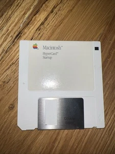 Apple Computer Macintosh HyperCard Startup 3.5 Floppy Disk - Picture 1 of 1