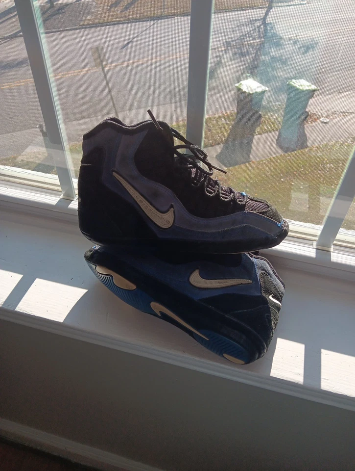 Nike Blue Takedown 96 💙 Sz 7 Wrestling Shoe - Image 1 of 4