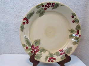 Target Holiday 07 Classic Tidings 4 DINNER PLATES 12" Christmas Holly-MINT COND. - Picture 1 of 6