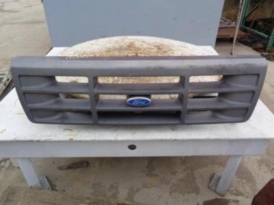 Grille From 8501 GVW Painted Fits 92-97 FORD F250 PICKUP 179814 - Image 1 of 4