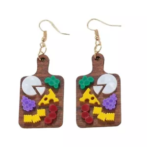 Artistics Small Plate Studs Earrings for Adding Humorous to Any Outfits - Bild 1 von 8