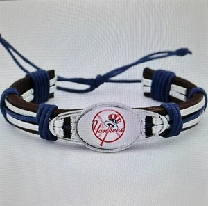 NEW YORK YANKEES MLB TEAM BOHEMIAN STYLE BRACELET WITH BONUS SILVER STORAGE BAG! - Picture 1 of 2