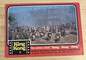 1976 Topps King Kong The natives chant , “Kong.. Kong.. Kong!”#9 - Imagen 1 de 2