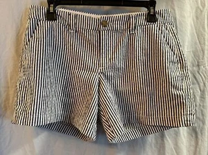 Old Navy Women’s Size 4 Blue And White Striped Seersucker Casual Shorts - Picture 1 of 6