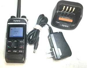 Hytera PD662 Um Digital Display Radio, 400-527 MHz with acc. great cond - Afbeelding 1 van 9