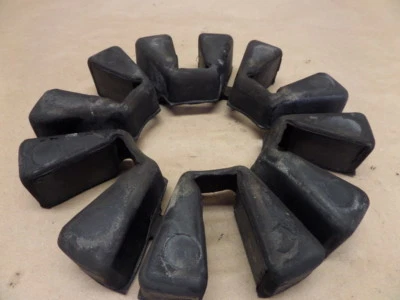 1986 KAWASAKI NINJA ZX 1000 R ЗАДНЯЯ ЗВЕЗДОЧКА / АМОРТИЗАТОРЫ СТУПИЦЫ - Изображение 1 из 4