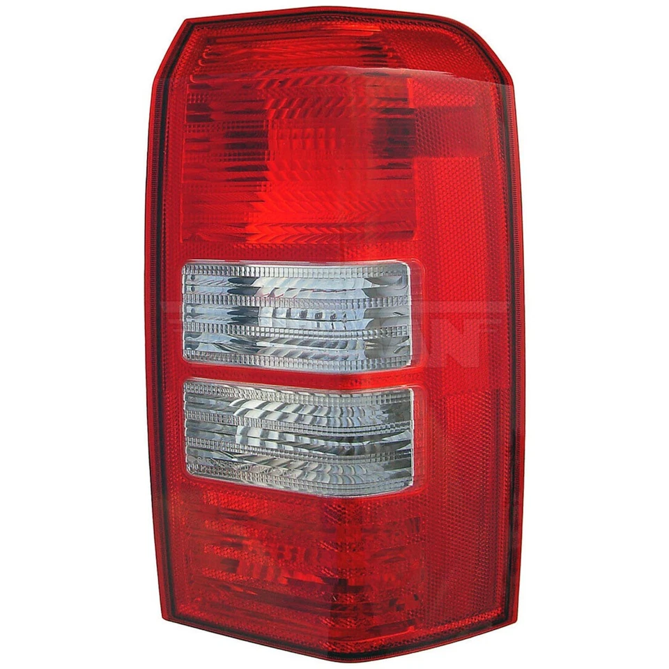 Luz trasera roja halógena derecha Dorman 1571424 para Jeep Patriot 2008-2017 Foto 1 de 1