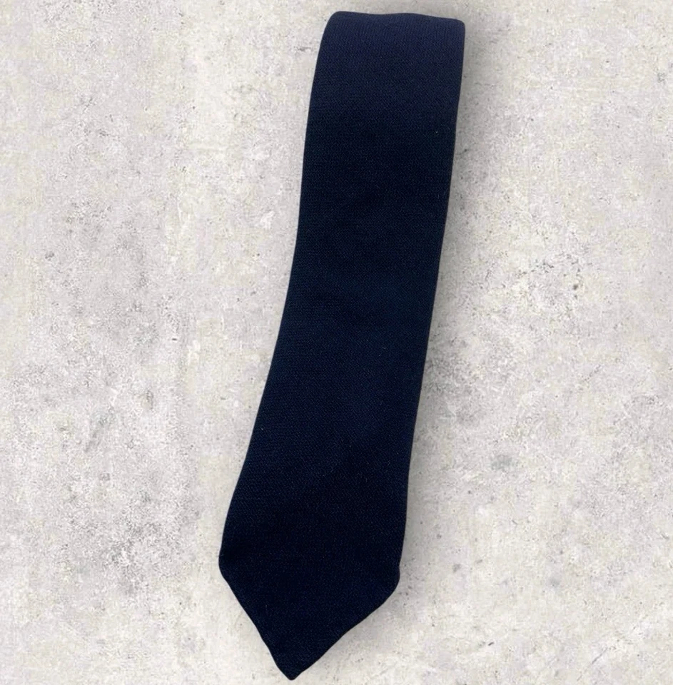 Corbata DRAKE'S cachemir sin forro XL INGLATERRA azul marino liso W:3" usada en excelente estado Foto 1 de 4