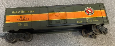 LIONEL 6464-450 Great Northern Box Car (Missing 1 Door) - Image 1 of 4
