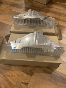 Pair 80-85 Olds Delta 88 Custom Cruiser Front Bumper Marker Turn Signal Light - Picture 1 of 7