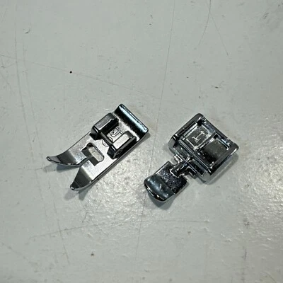 Máquina de coser Singer Tradition 2259 pie multiusos y pie con cremallera (B6) Foto 1 de 2