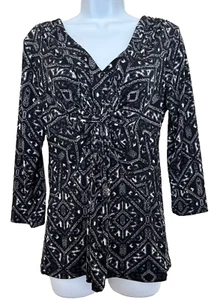 Daisy Fuentes Women's Top Black V-Neck Twisted Front 3/4 Sleeve Blouse Size S - Picture 1 of 10