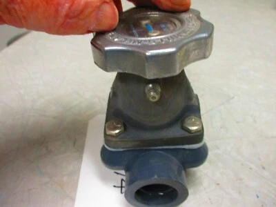 Diaphragm Valve HILLS MCCANNA 3/4" FNPT Solid PVC Body CI Bonnet TFE Diaphragm - Image 1 of 4