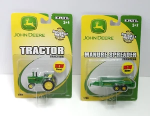 John Deere Tractor With Manure Spreader 1/64 scale Die Cast Metal New in Package - Picture 1 of 13