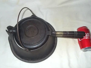 ANTIQUE COUNTRY PRIMITIVE US CAST IRON WAGNER WARE SIDNEY PAT'D 1910 WAFFLE IRON - Picture 1 of 13
