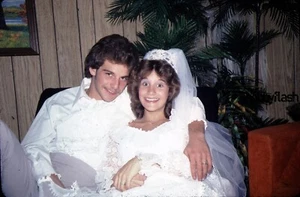 Vintage 35MM Slide Wedding Pretty Bride & Groom & Posing 70's - Picture 1 of 2