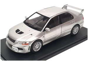 Whitebox 1/24 Scale WB124204-O - Mitsubishi Lancer Evolution VII - Silver - Picture 1 of 5