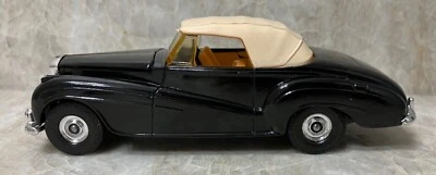 Vintage Corgi 815 1954 BENTLEY "R" TYPE Black - Image 1 of 4