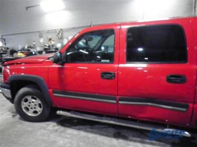 Puerta delantera izquierda roja Chevrolet Avalanche 1500 2003-2006 15017223 15891714 0346 Foto 1 de 4