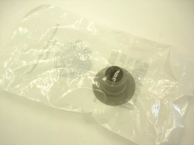 Harley Davidson Road King Viton Top Hat Valve Stem Seal Kit P/N 18100044 NEW - Image 1 of 4