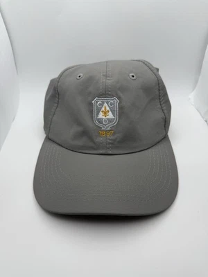 Country Club Of Detroit 帽子男式绑带灰色帝国性能高尔夫帽 — 第 1/4 张图片