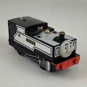 Thomas & Friends Trackmaster Fearless Freddie Motorized Train Engine Mattel 2009 - Picture 1 of 7