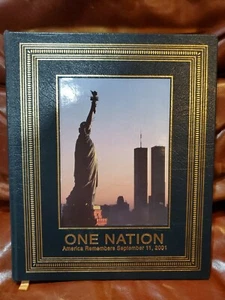 ONE NATION America Remembers 11. September 2001 9/11 Leder EASTON 1. AUSGABE - Bild 1 von 12