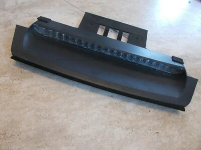 Conjunto de lámpara de freno trasera central Volvo S80 sedán 99 00 01 02 tercer freno usado OEM Foto 1 de 2