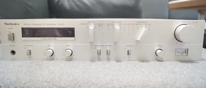 Technics Stereo Integrated DC Amplifier SU-V3 Stereo Hifi Verstärker in Silber - Bild 1 von 4