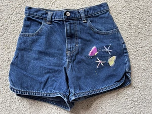 GAP Y2K Vintage 8 Jean Shorts Embroidered Butterflies Dragonflies Cotton Denim - Picture 1 of 10