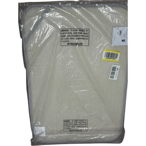 Lacoste Home Crocodile Memory Foam Bath Rug 19x30 Gray Soft Non-Slip NEW - Foto 1 di 2