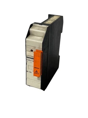 Siemens Simatic S5-110A 6ES5 900-7AC11 - Immagine 1 di 4