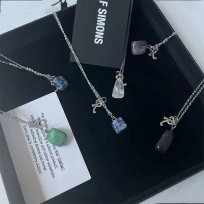 Gargantilla Collar Pendiente Clásico Logo Joyería Piedras Preciosas Raf Simons Ágata Natural Foto 1 de 4