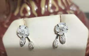 MELINDA MARIA Pearl Diamondettes Flower Leaf Stud Earrings NEW + GIFT! - Picture 1 of 2