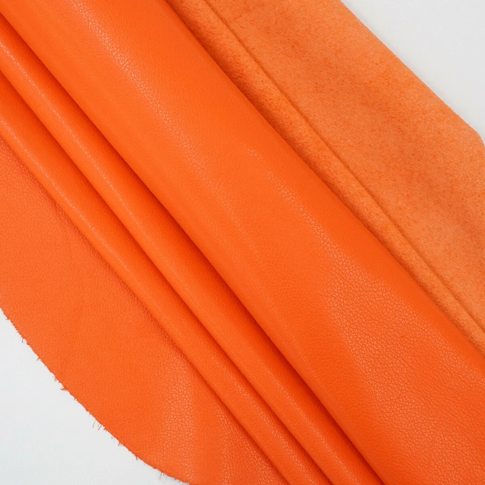 Cuero ligero SLC para gorras de motociclista cortadas por pie cuadrado de 0,8 mm a 1,2 mm Foto 1 de 1