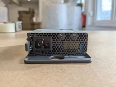 Cisco Systems PWR-C5-600WAC 600W AC Config 5 Power Supply - Bild 1 von 3