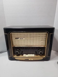 GRUNDIG CLASSIC RADIO 960 ANNIVERSARY EDITION AM FM AUDIO LOOKS/WORKS AWESOME. - Picture 1 of 7
