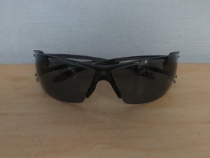 Infield Sonnenbrille. - Bild 1 von 3