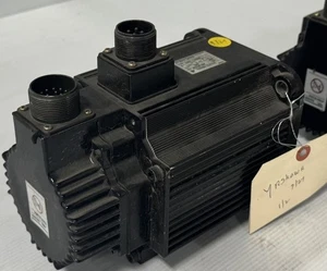 Yaskawa #SGMG-13ASAB Servo Motor - Picture 1 of 7