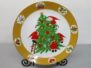 Vintage Japan Christmas Elves Decorating Holiday Tree 8" Display Plate - Picture 1 of 6