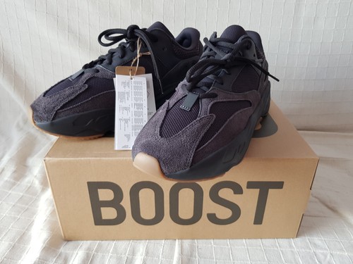 Yeezy Boost 700 Utility Black US 10 EU 44 UK 9.5 New