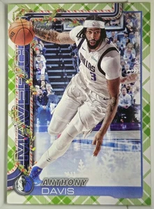 2025 Topps Holiday Basketball Anthony Davis #H13 Green Plaid SP 🌿 Mint - Picture 1 of 1