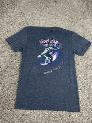 Camisa Ron Jon Surf Shop Para Hombres Gris Mediano Astronauta Surf Cósmico Manga Corta Foto 1 de 4