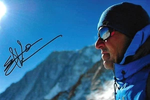 Ed Viesturs signed/auto 4x6 Foto Bergsteigen Everest SELTEN COA ANSEHEN! - Bild 1 von 1