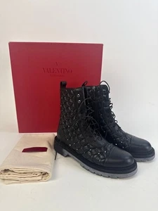 Valentino Garavani Women's Rockstud Quilted Combat Boots EU 35 / US 5 - Picture 1 of 10