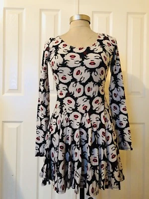 Vestido patinador Betsey Johnson Monroe ajustado y acampanado talla P ¡difícil de encontrar!! Foto 1 de 4