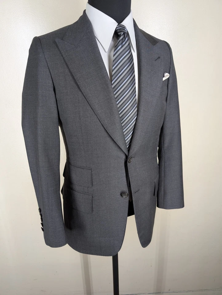 Abrigo deportivo Tom Ford con solapa pico 100 % lana gris - sin pantalones - talla US 35-36 regular Foto 1 de 4