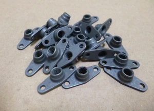 MS21048L3, 10-32, LOW HEIGHT, 450°, SELF-LOCKING NUT PLATE A286 STAINLESS 25Pcs - Picture 1 of 2