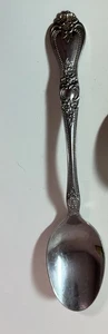Rogers Co Stainless Korea - PRECIOUS ROSE - Teaspoons Vintage Set Of 2 - Picture 1 of 4