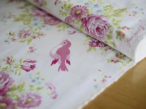 FREE SPIRIT Patchworkstoff, Zoey's Garden, VÖGEL und Blumen - Bild 1 von 6